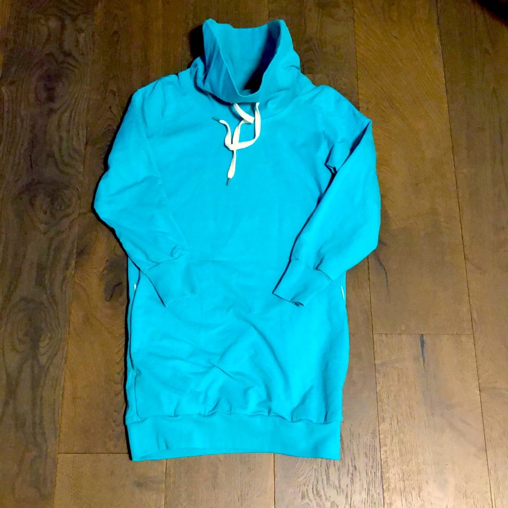 WESC high neck sweater
